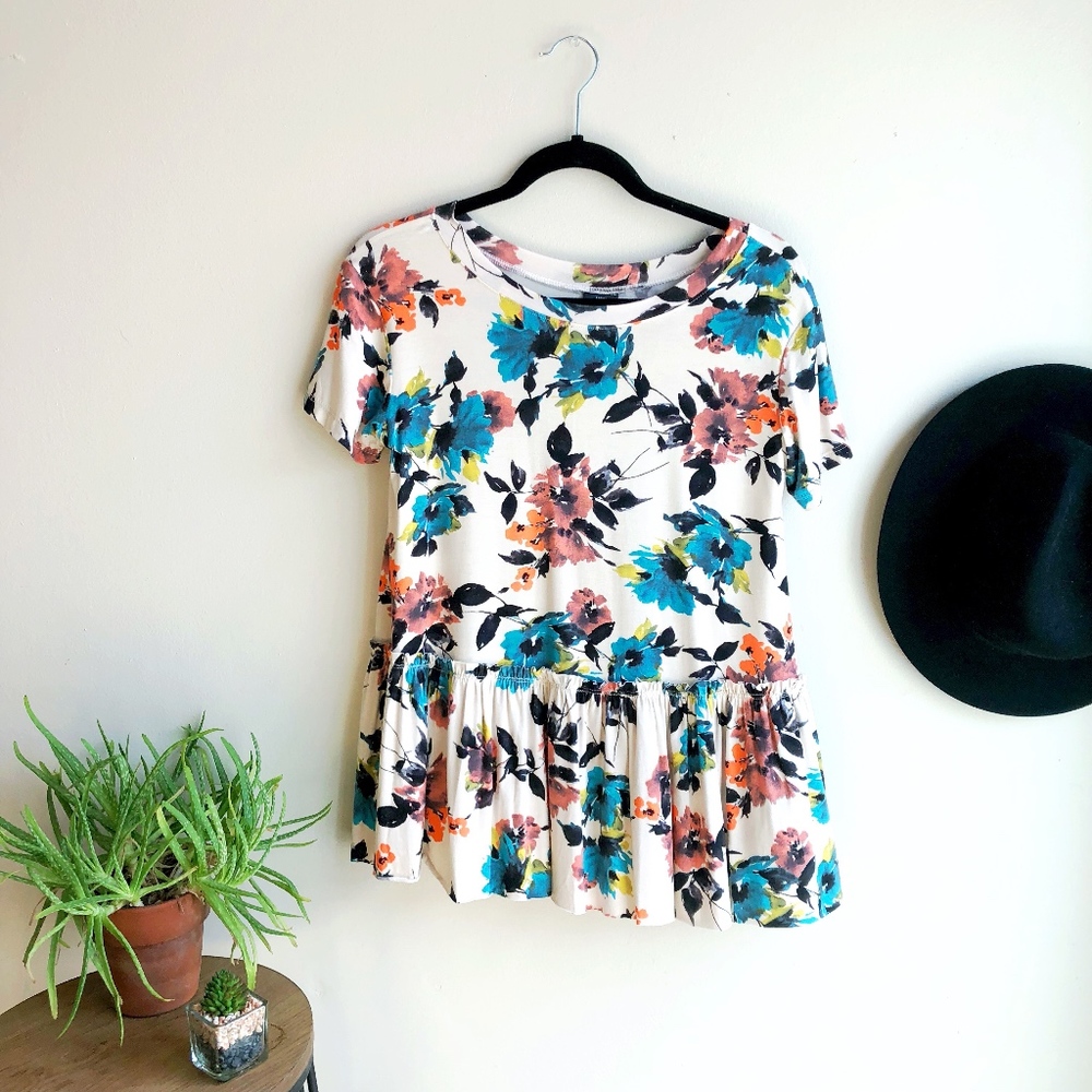 Agnes & Dora Relaxed Ruffle Tee